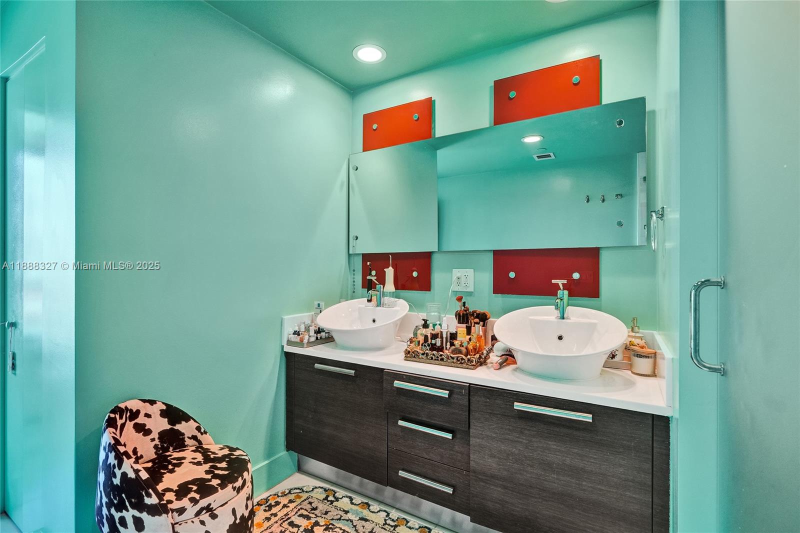 ARTECH RESIDENCES AT AVEN - Residential