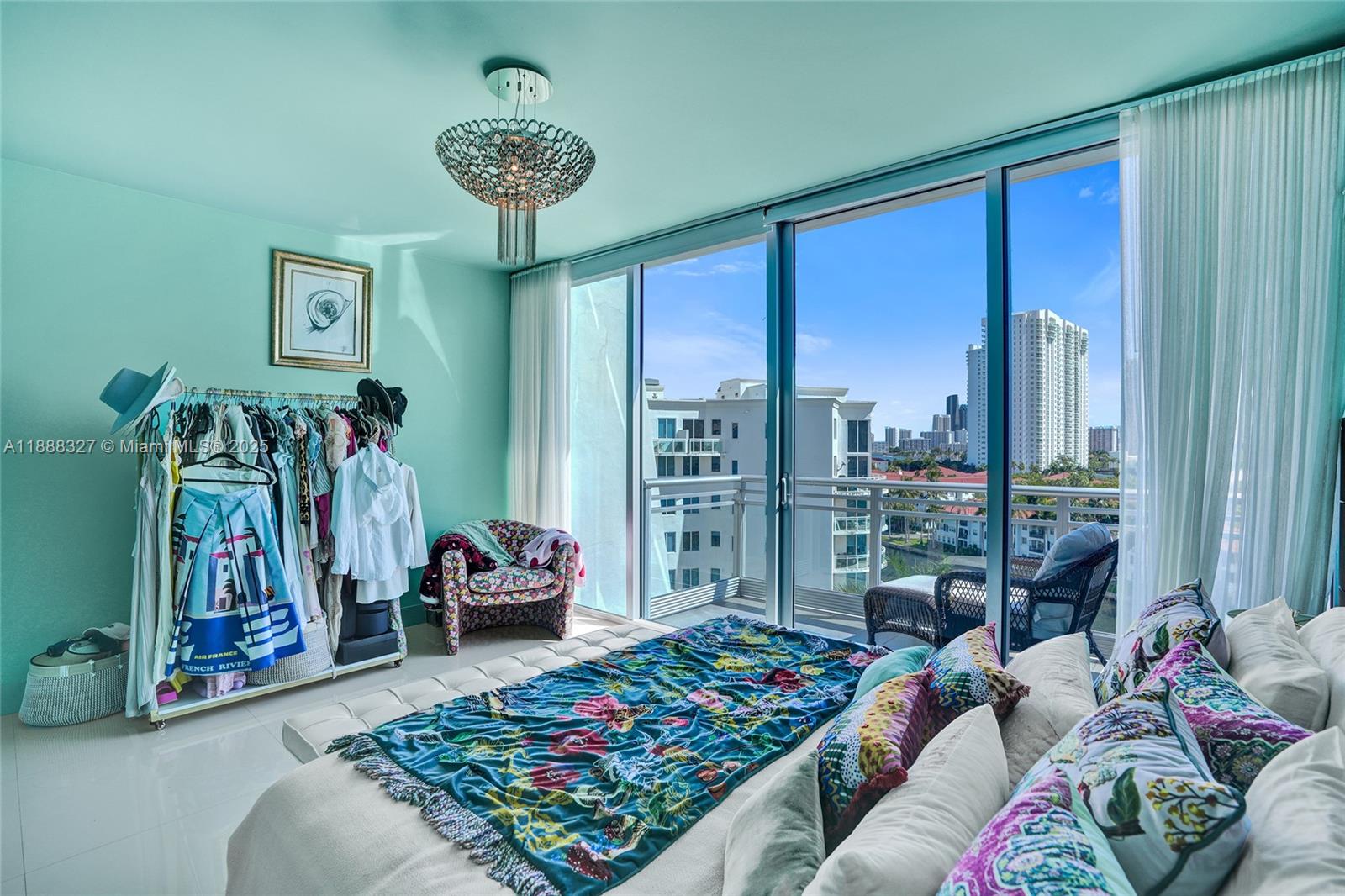 ARTECH RESIDENCES AT AVEN - Residential