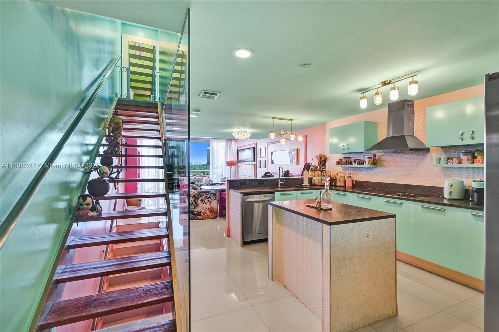 ARTECH RESIDENCES AT AVEN - Residential