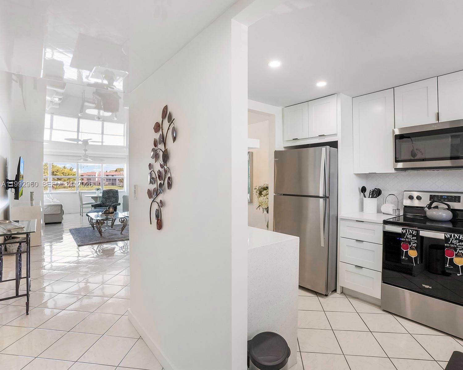 SUNRISE LAKES 145 CONDO - Residential