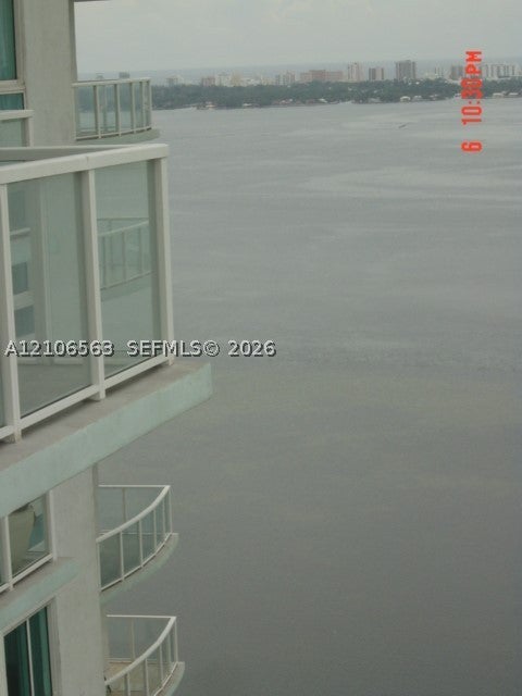 1900 N Bayshore Dr 3409