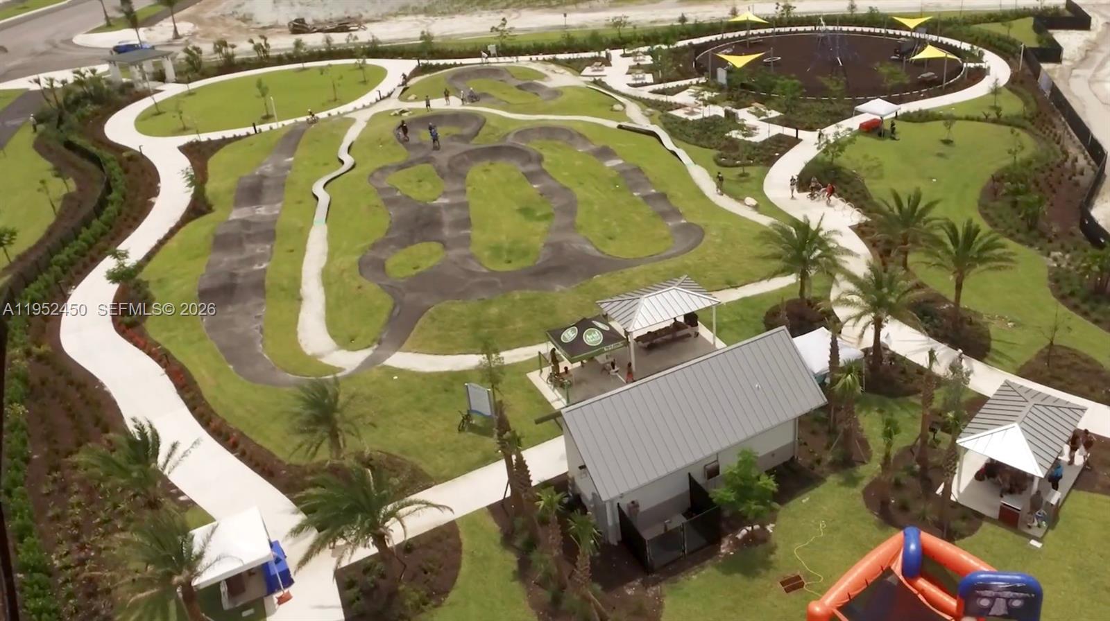 ORCHARDS OF WESTLAKE PHAS - Residential