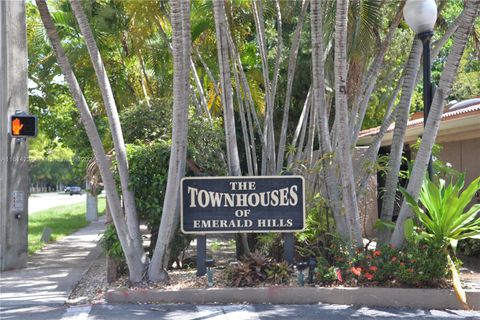 Townhouse in Hollywood FL 1103 Saint Andrews Rd Rd.jpg