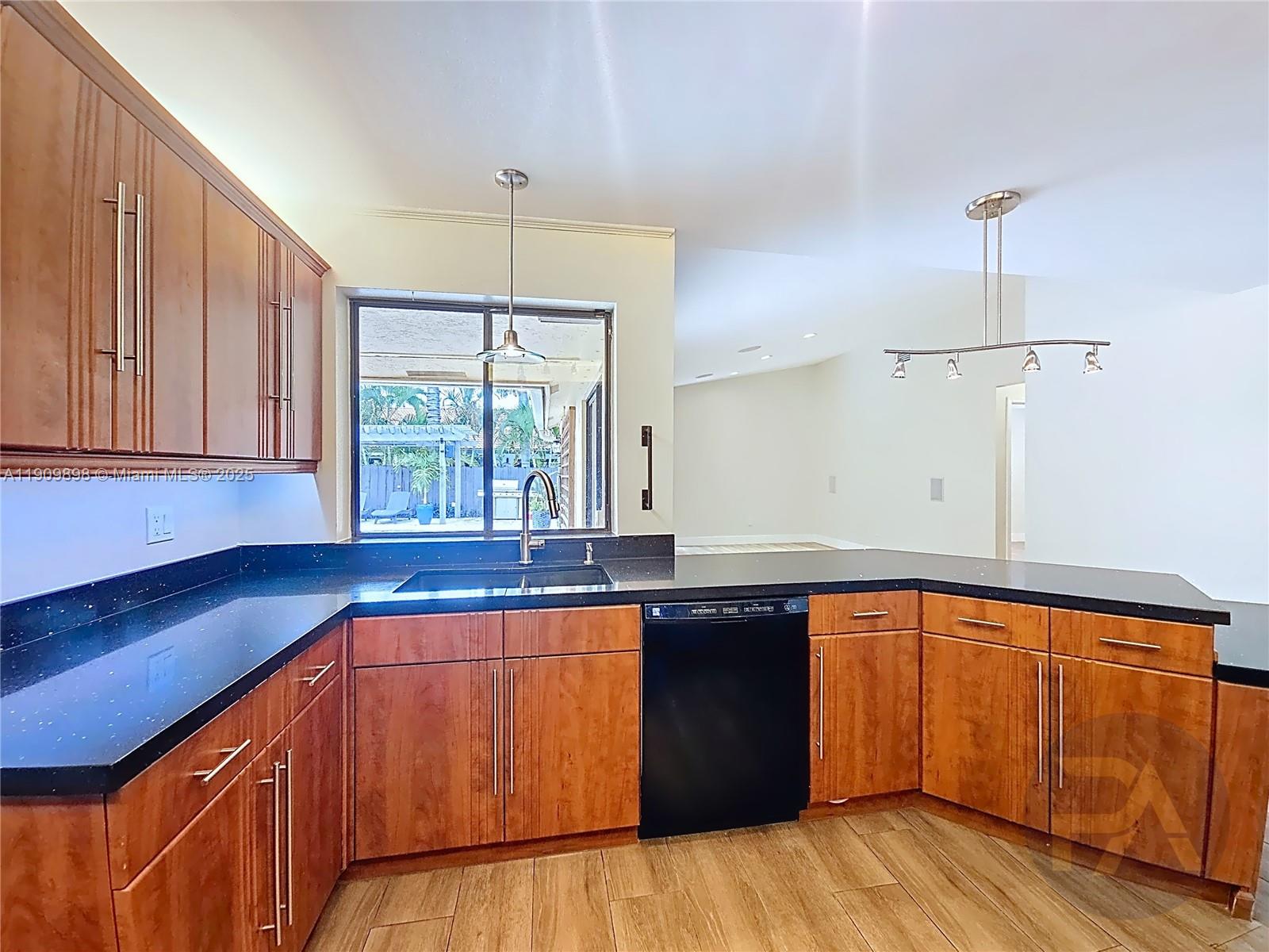 WAVERLY HUNDRED - Residential Lease