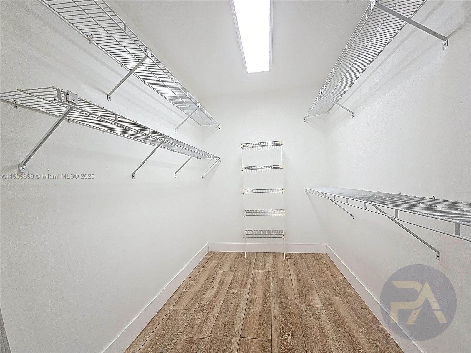 WAVERLY HUNDRED - Residential Lease