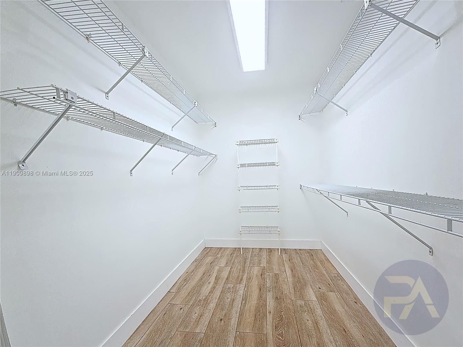 WAVERLY HUNDRED - Residential Lease