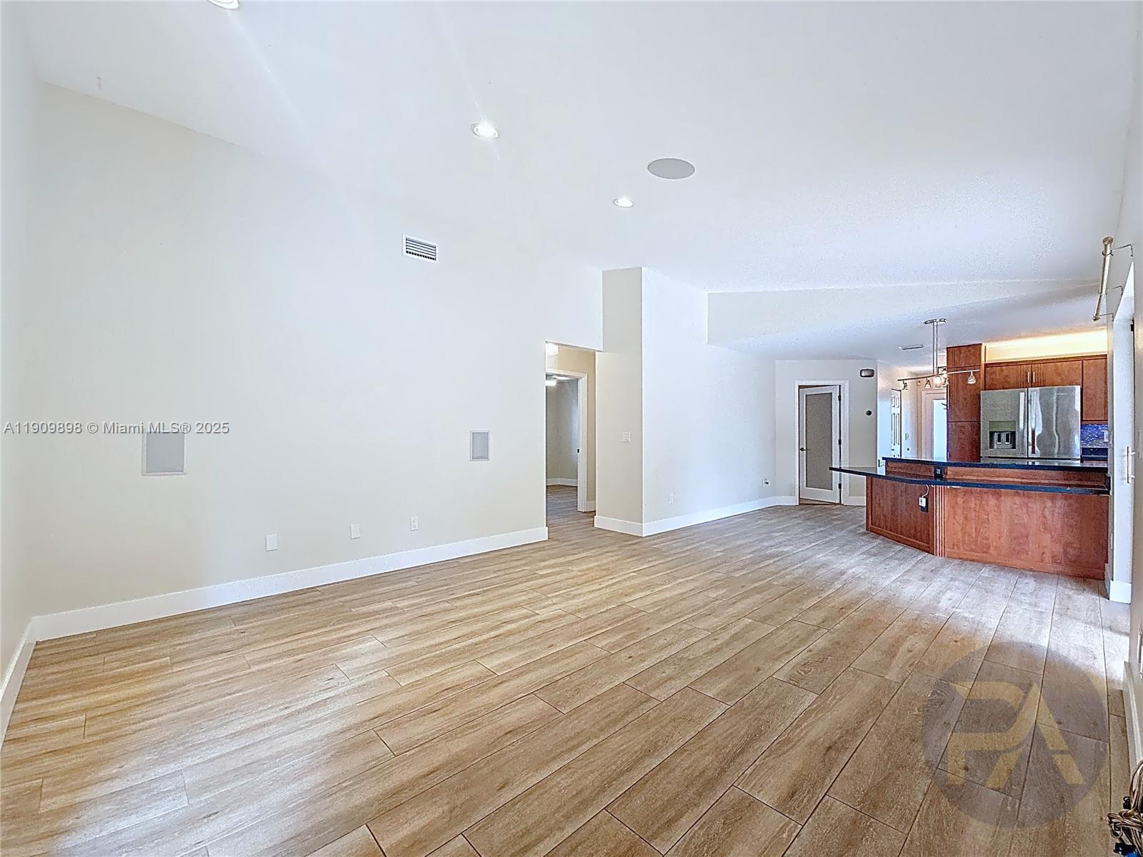 WAVERLY HUNDRED - Residential Lease