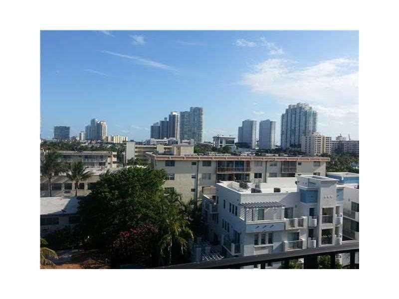 Top, corner renovated & large 1 bed /1.5 baths, renovated, open kitchen with granite countertops, stainless steal appliances. Unit comes with assigned parking space, covered. Building is professionally managed. Quiet. All offers should be accompanied with initial application attached to this listing.