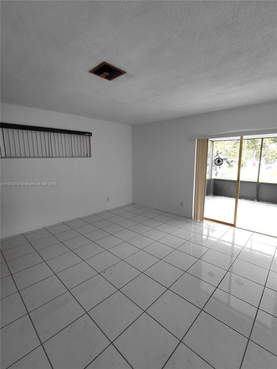 HOLLYWOOD HILLS AMEN PLAT - Residential Lease