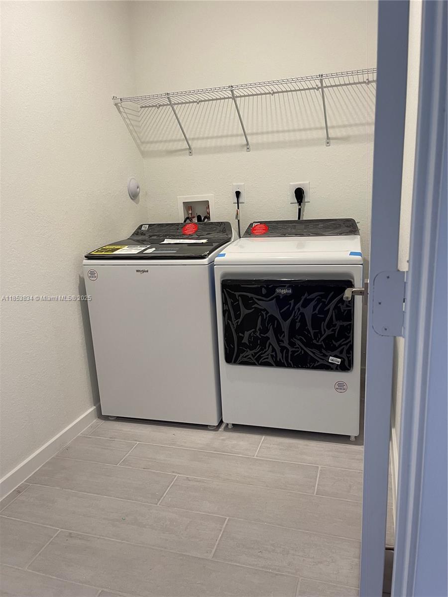 CEDAR AT KEYS GATE - Residential Lease