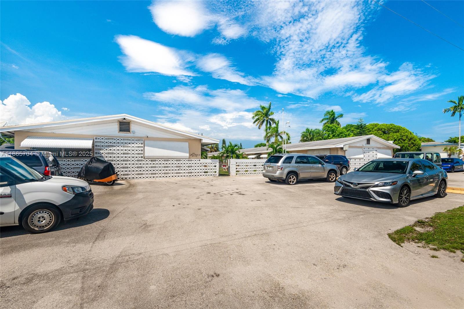 ORANGEBROOK VILLAS CO-OP - Residential