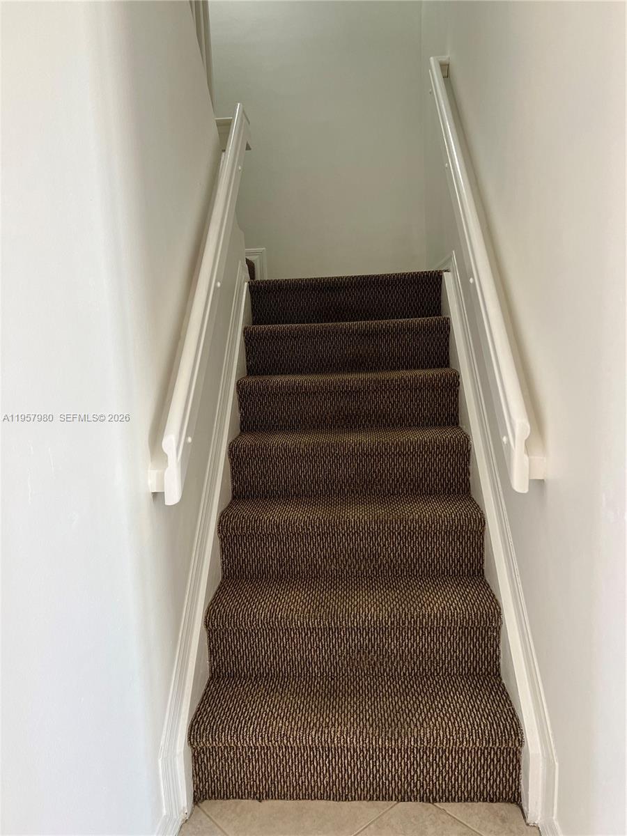 CARIBE LAKES PHASE I - Residential Lease