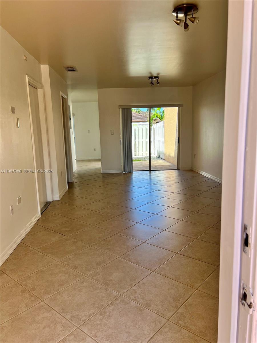 CARIBE LAKES PHASE I - Residential Lease