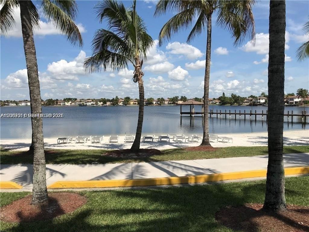 DORAL ISLES PACIFICA - Residential