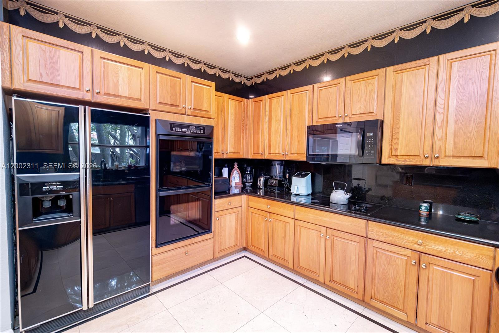 DORAL ISLES PACIFICA - Residential