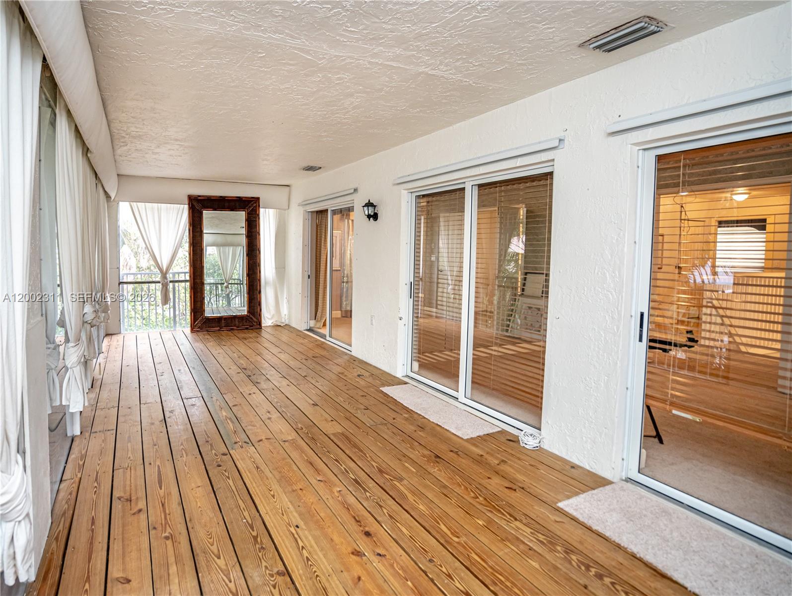 DORAL ISLES PACIFICA - Residential