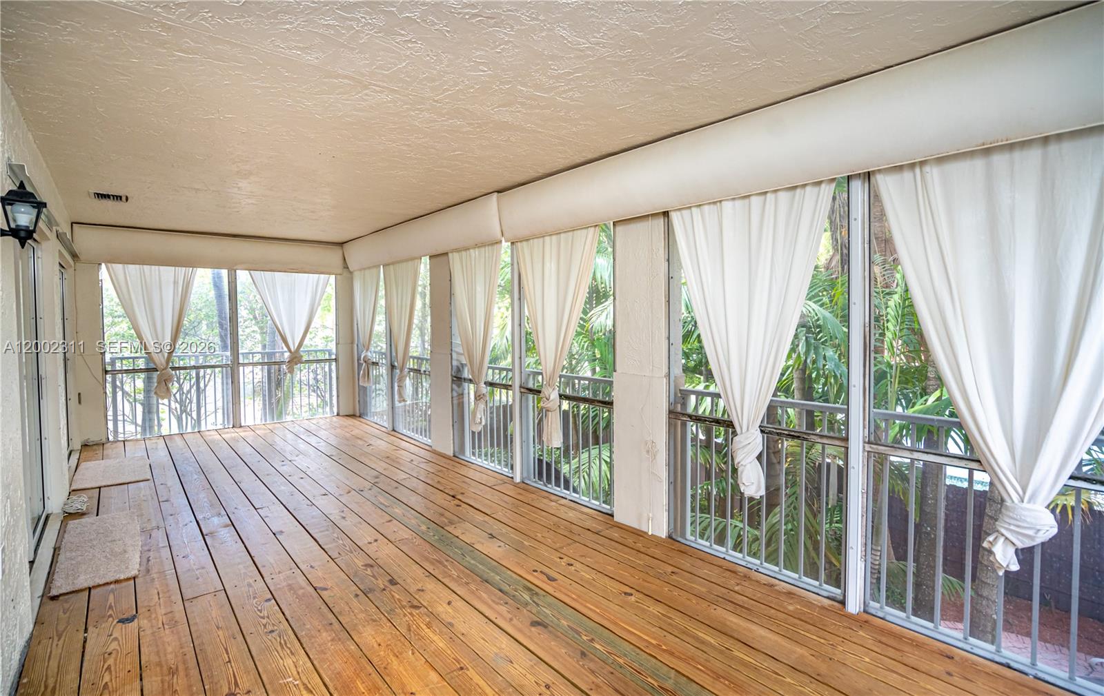 DORAL ISLES PACIFICA - Residential