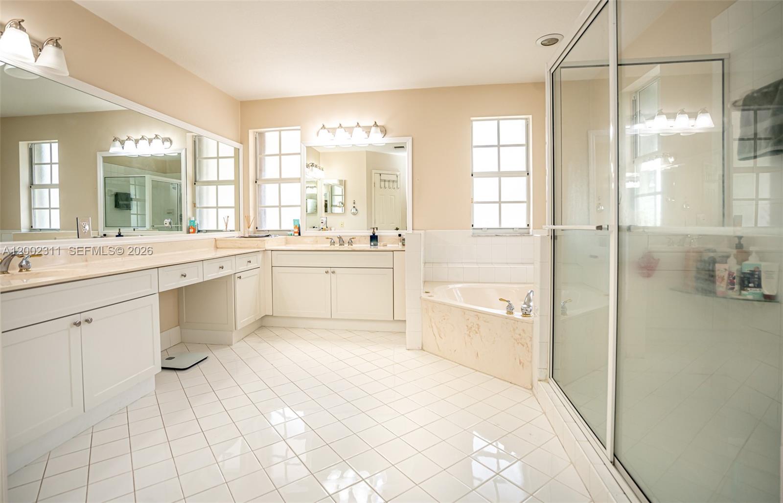 DORAL ISLES PACIFICA - Residential