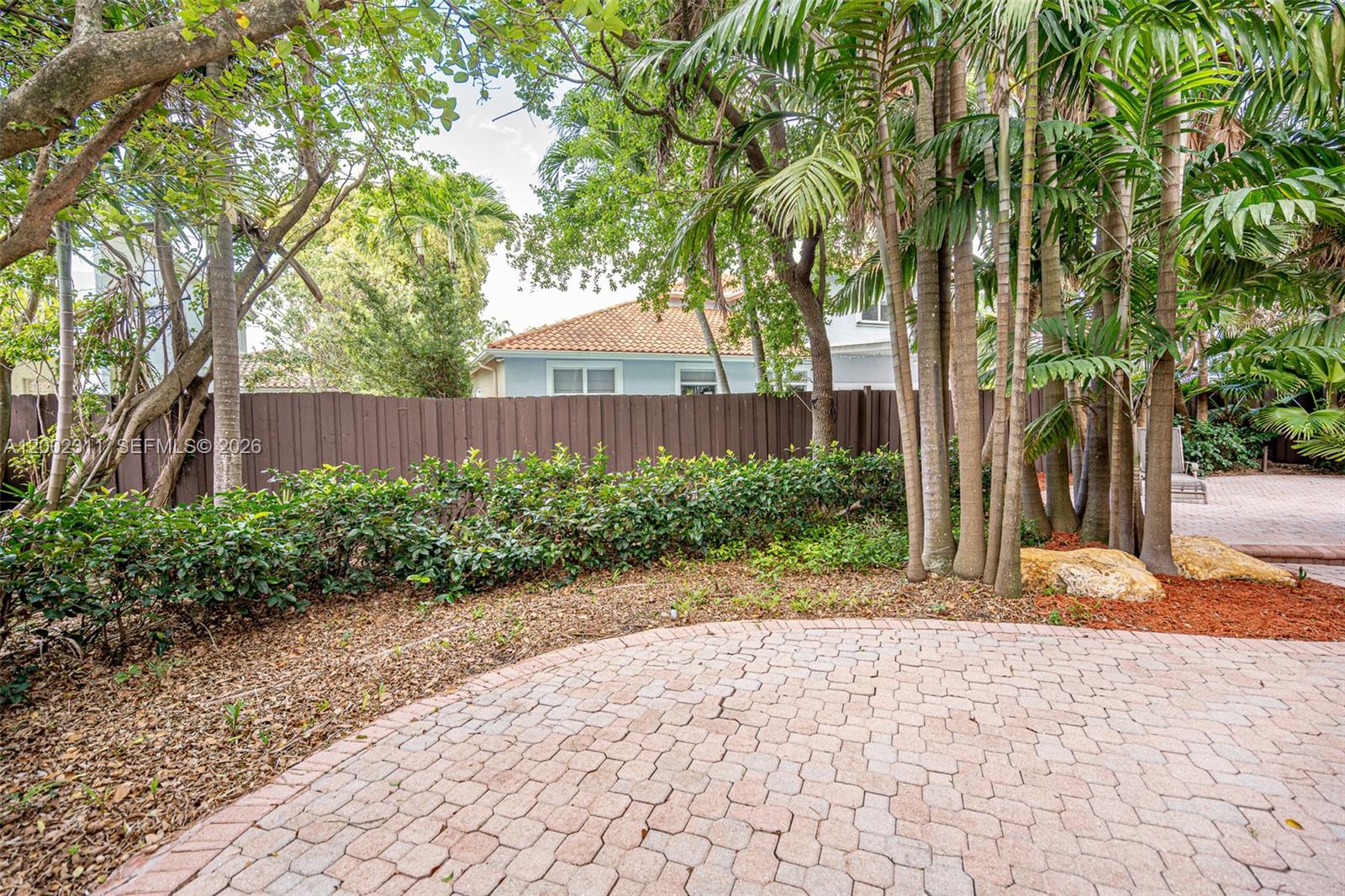 DORAL ISLES PACIFICA - Residential