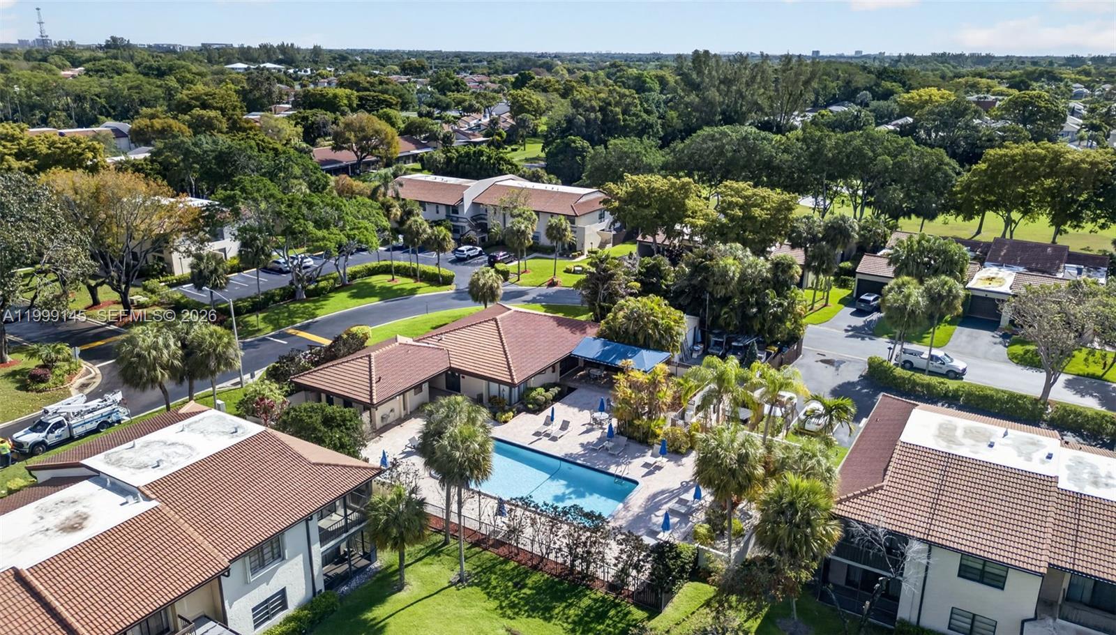 HORIZONS OF BOCA LAGO CON - Residential