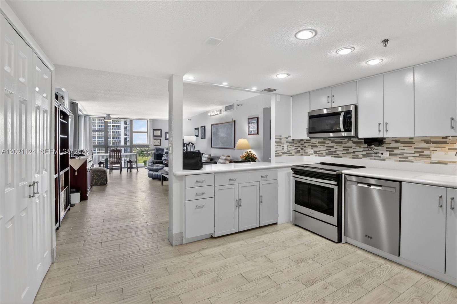 WATERVIEW CONDO - Residential