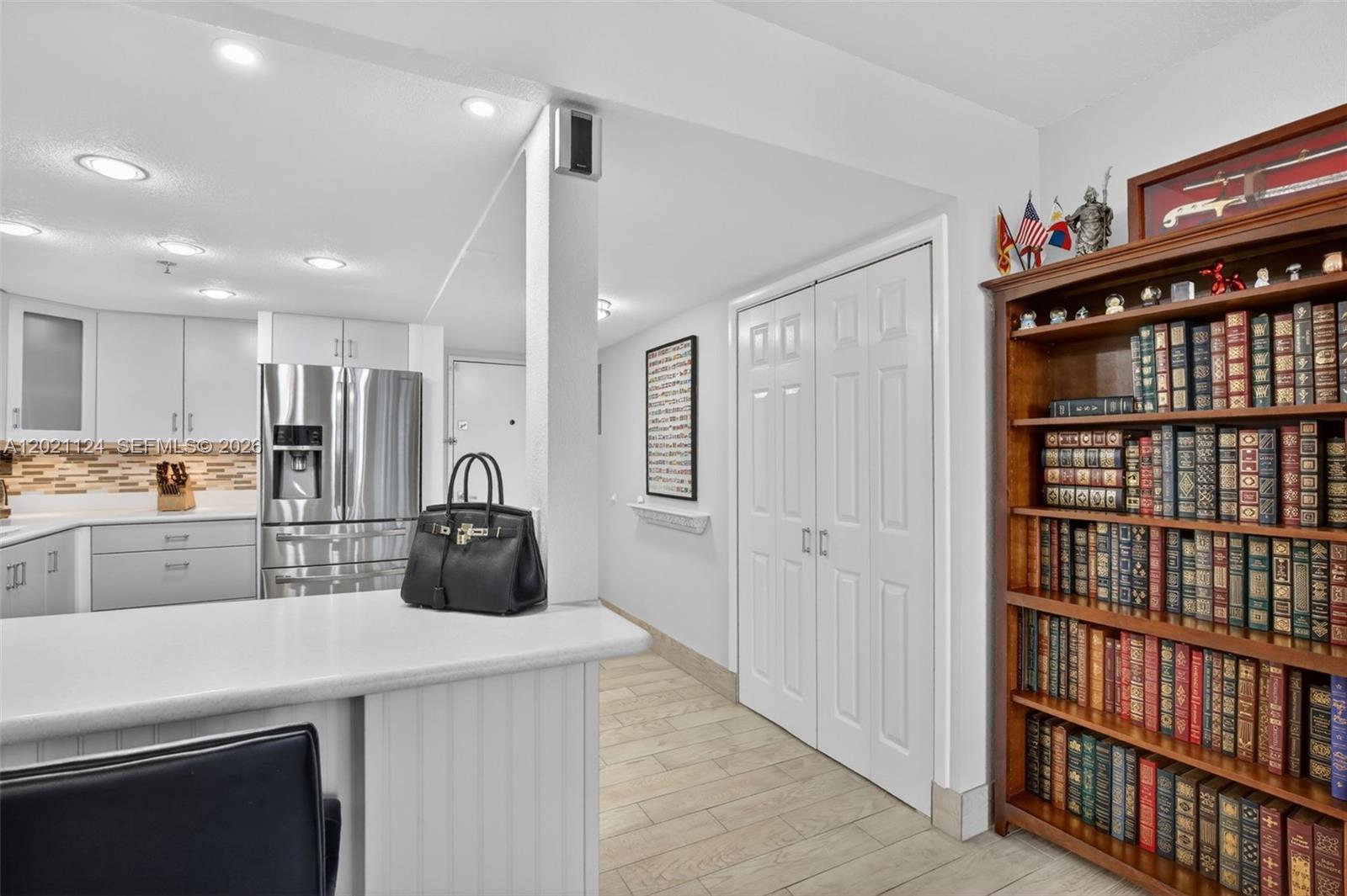 WATERVIEW CONDO - Residential