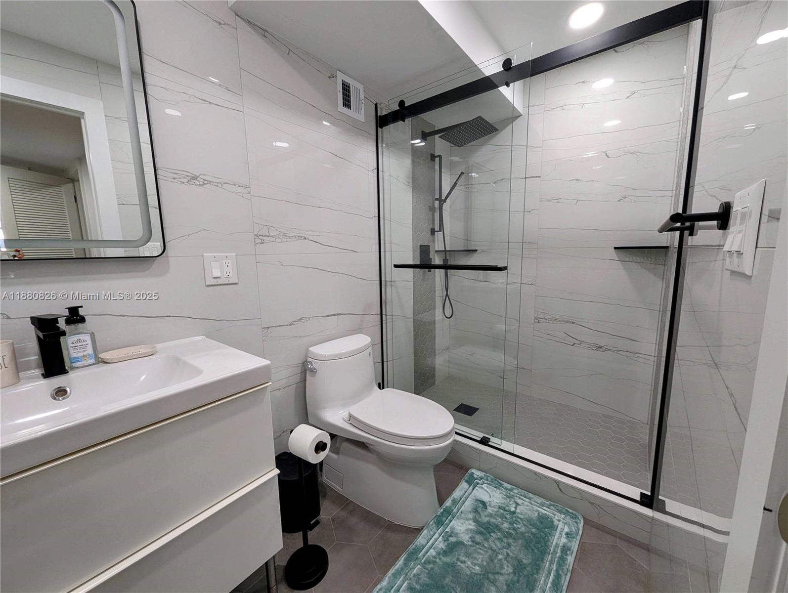 OLYMPUS CONDO PHASE - Residential Lease