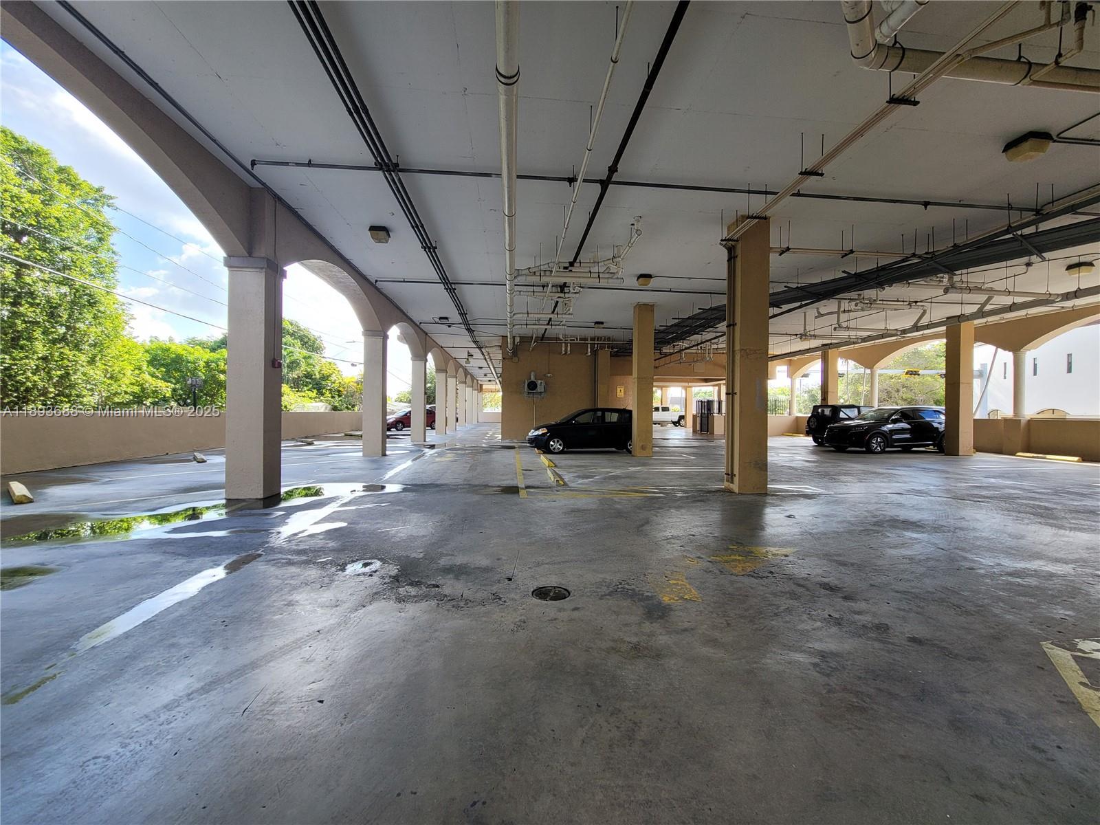GRANADA GRAND CONDO - Residential Lease