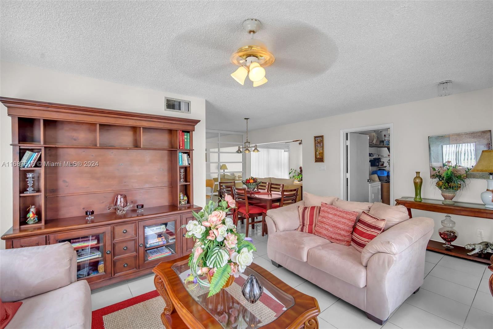 OAKBROOK VIII CONDO - Residential