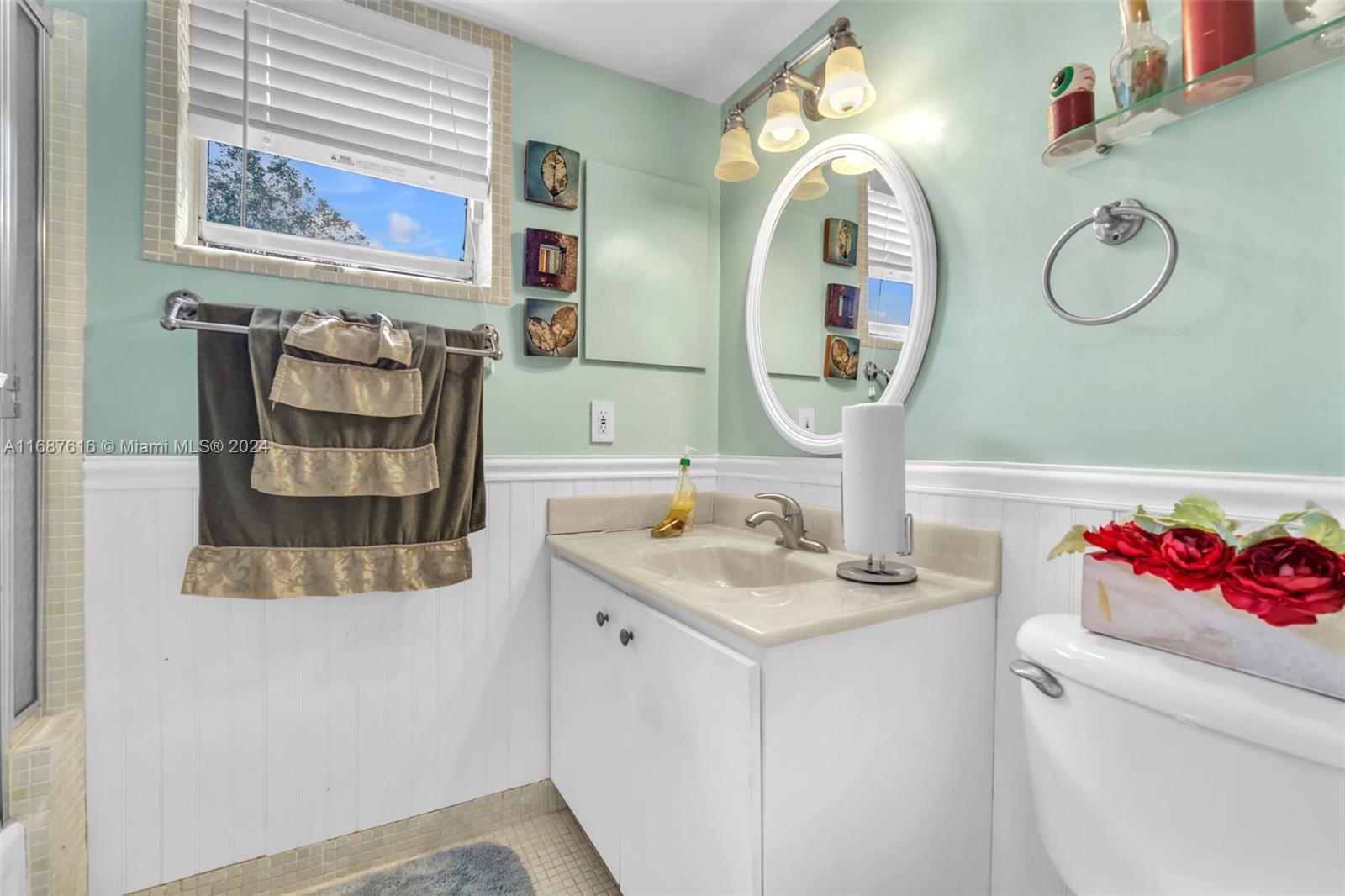 OAKBROOK VIII CONDO - Residential