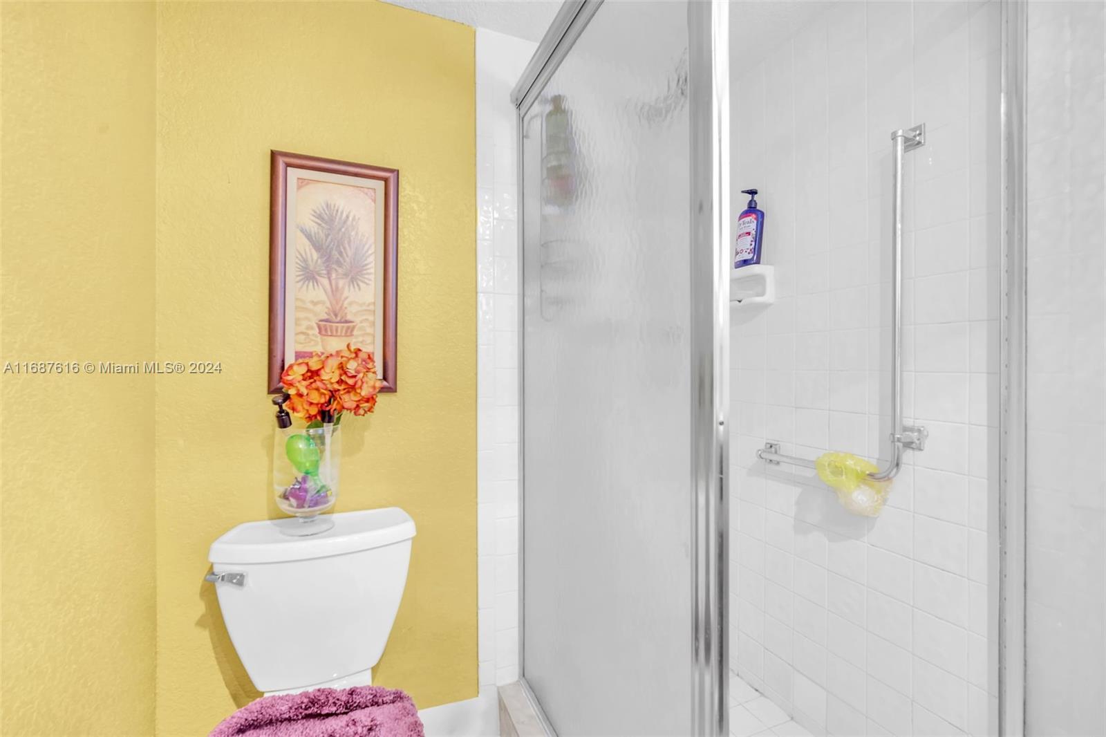 OAKBROOK VIII CONDO - Residential