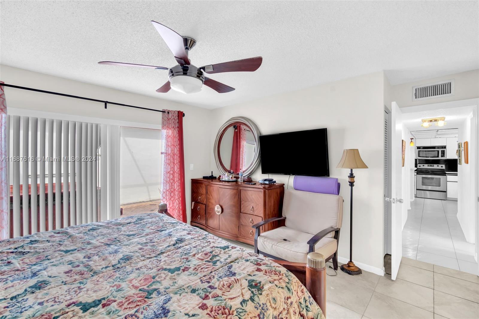 OAKBROOK VIII CONDO - Residential