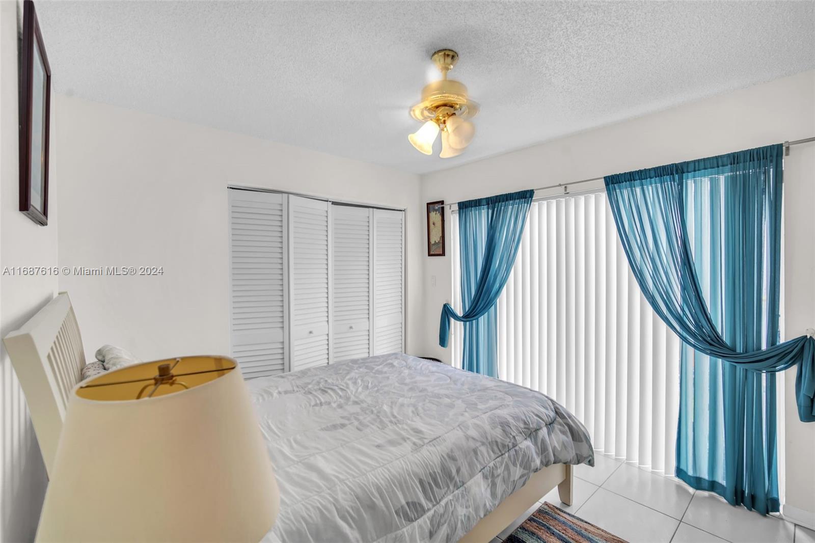 OAKBROOK VIII CONDO - Residential