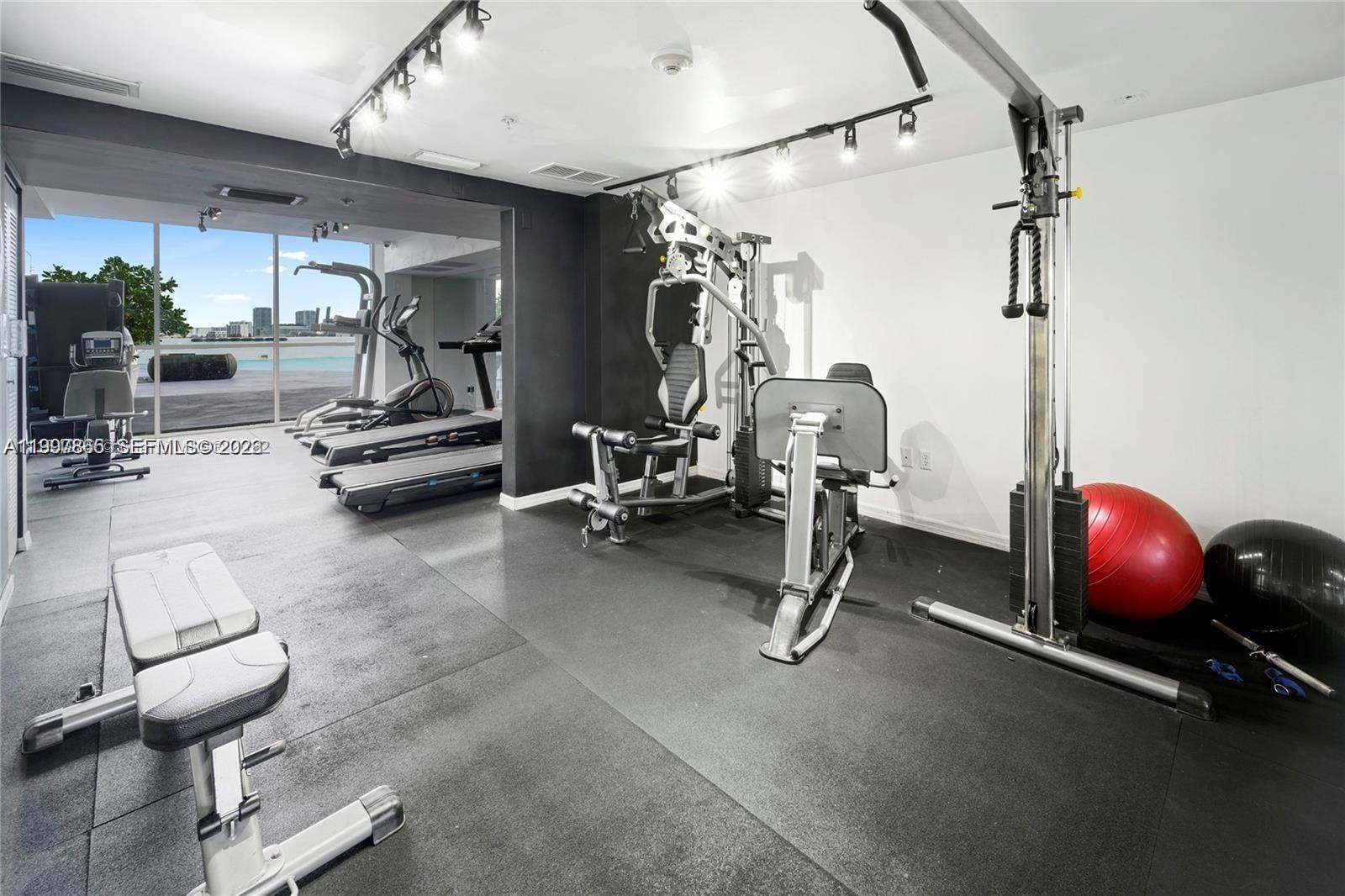 ALTOS DE MIAMI CONDO - Residential Lease