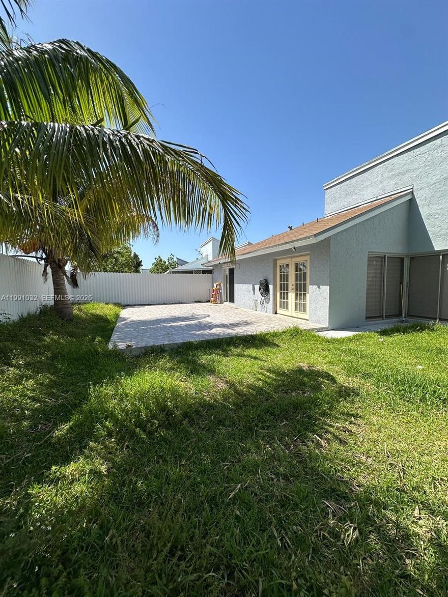 This is a perfect income producing property. Fully renovated in 2025 and currently rented. Please do not disturb the tenants and contact listing agent through text for showings.