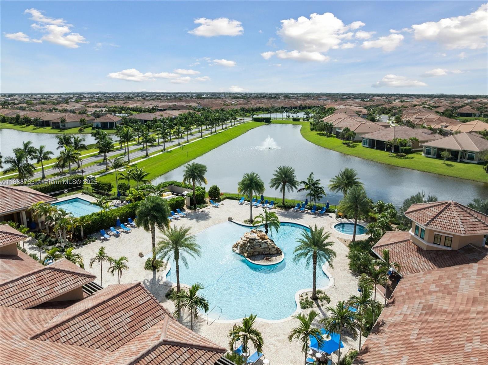 PARKLAND ROYALE - Residential
