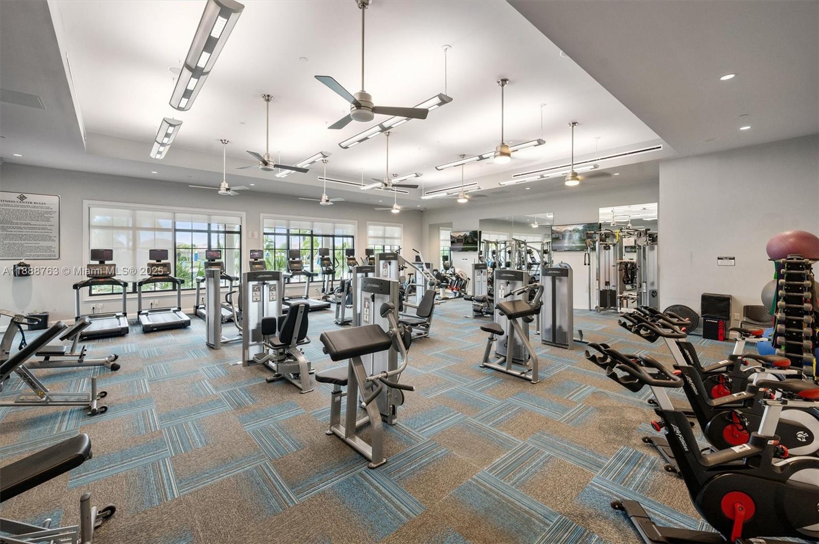 PARKLAND ROYALE - Residential