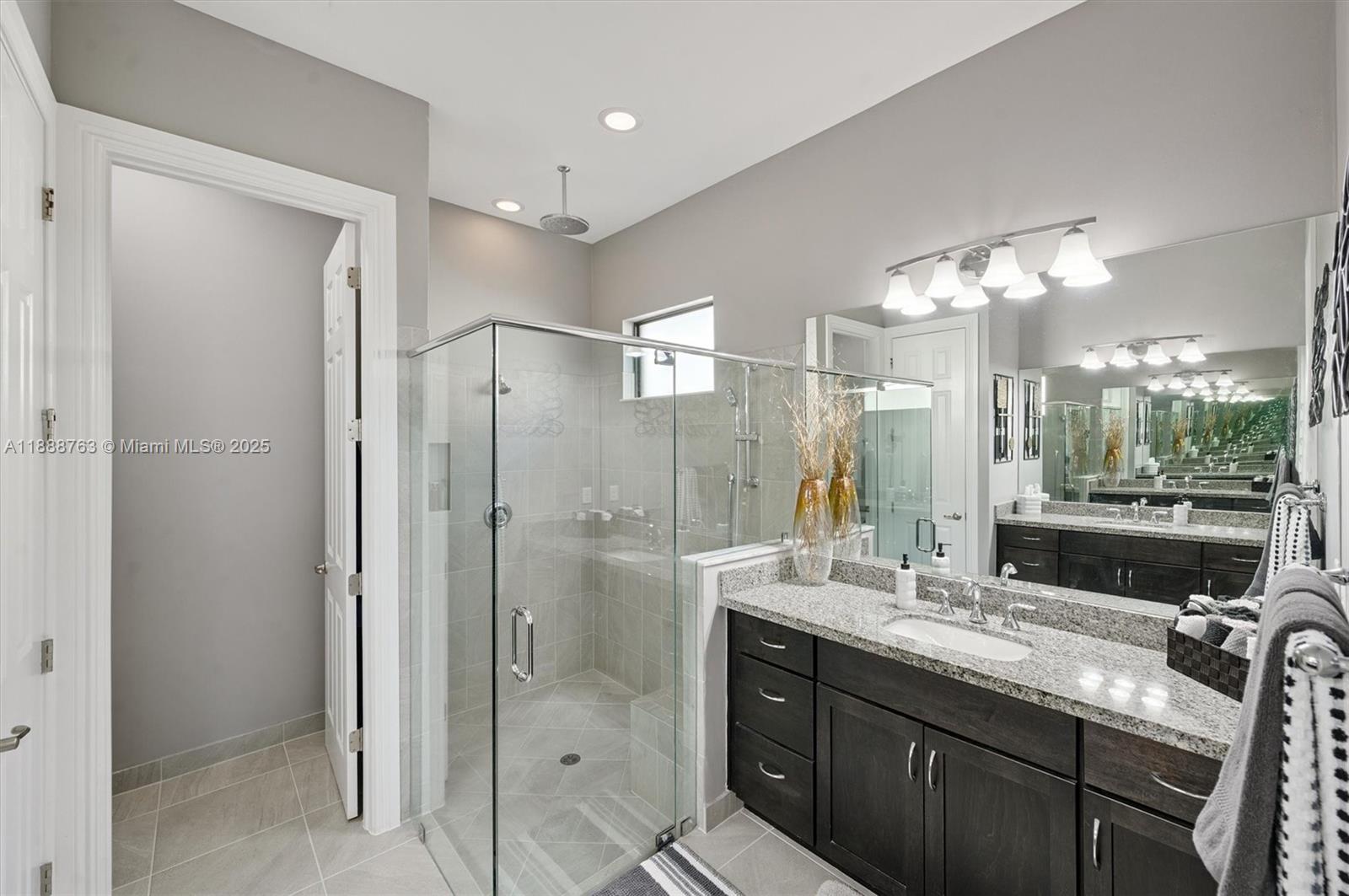 PARKLAND ROYALE - Residential