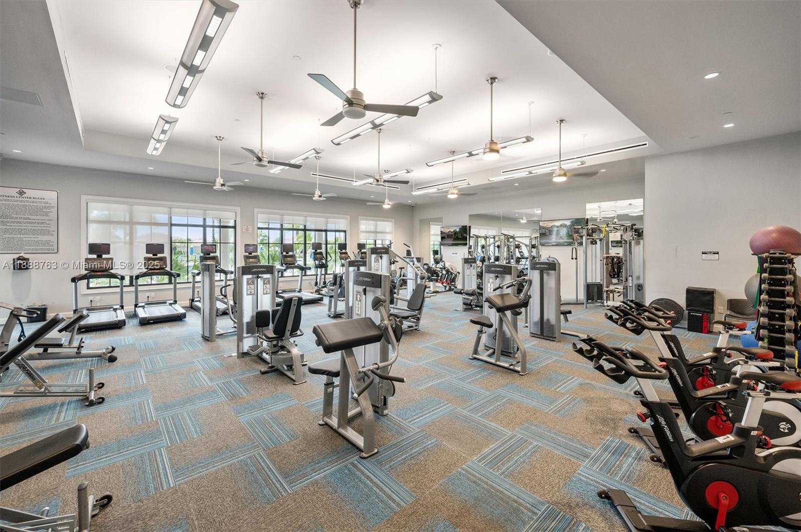 PARKLAND ROYALE - Residential