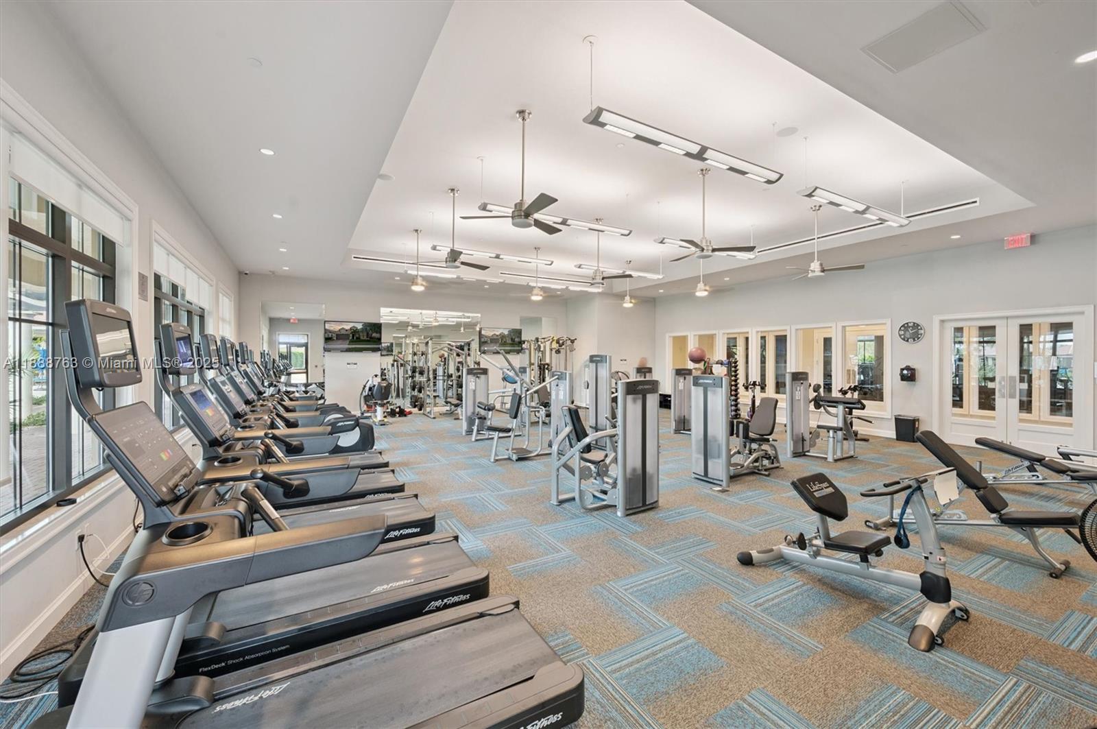 PARKLAND ROYALE - Residential