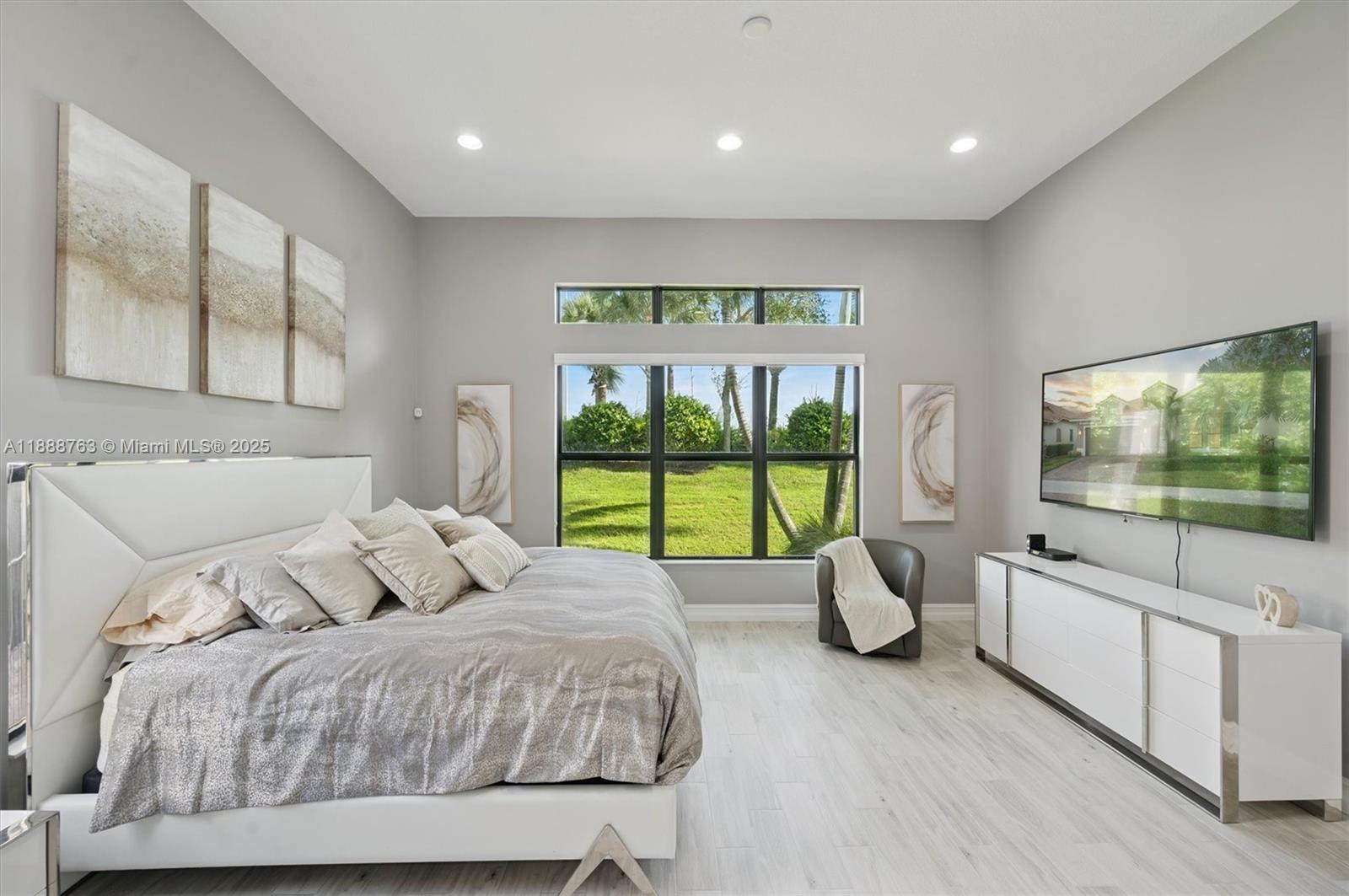 PARKLAND ROYALE - Residential