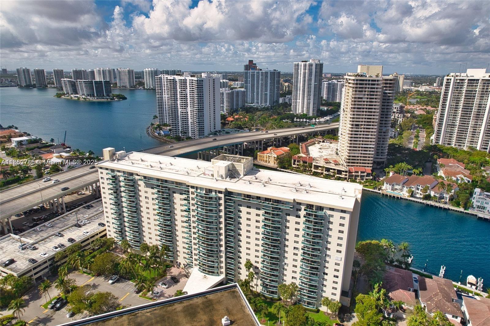 19390 Collins Ave PH-24