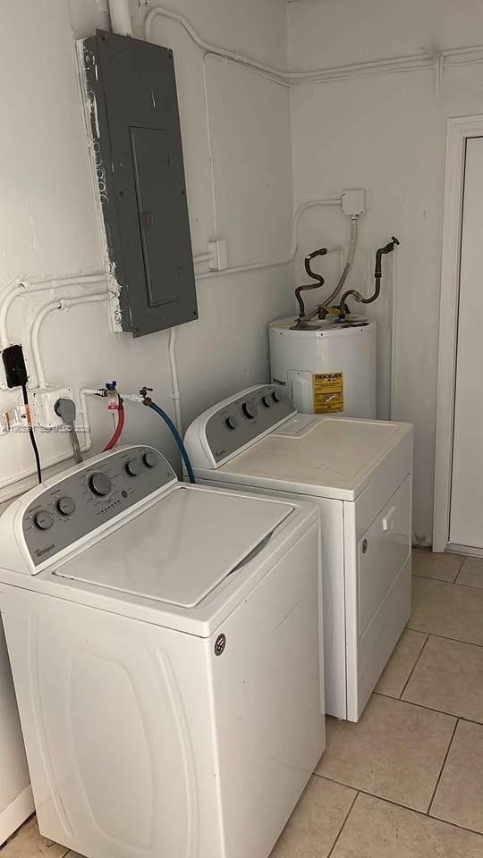 MEADOW WOOD MANOR SEC I - Residential