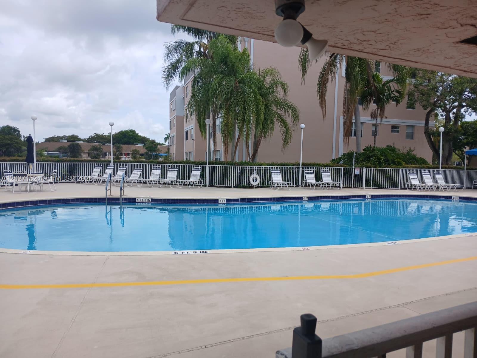 SUNRISE LAKES 190 CONDO - Residential