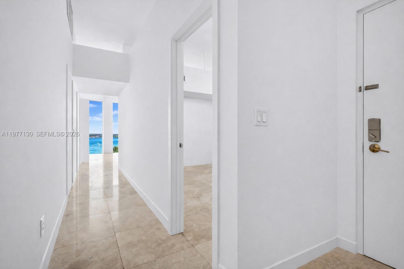 SPACE 01 CONDO - Residential