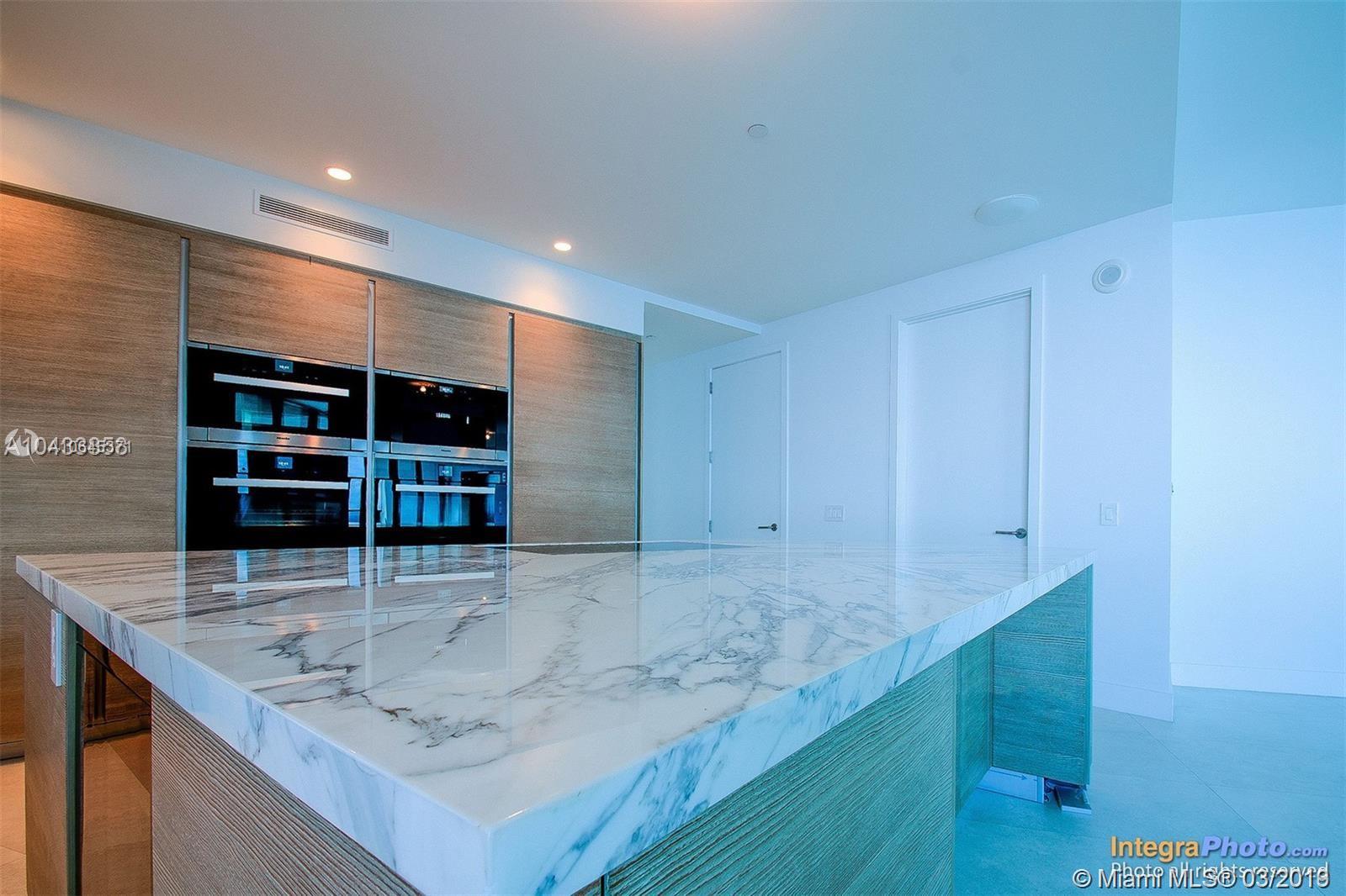 18555 COLLINS AVENUE COND - Residential Lease