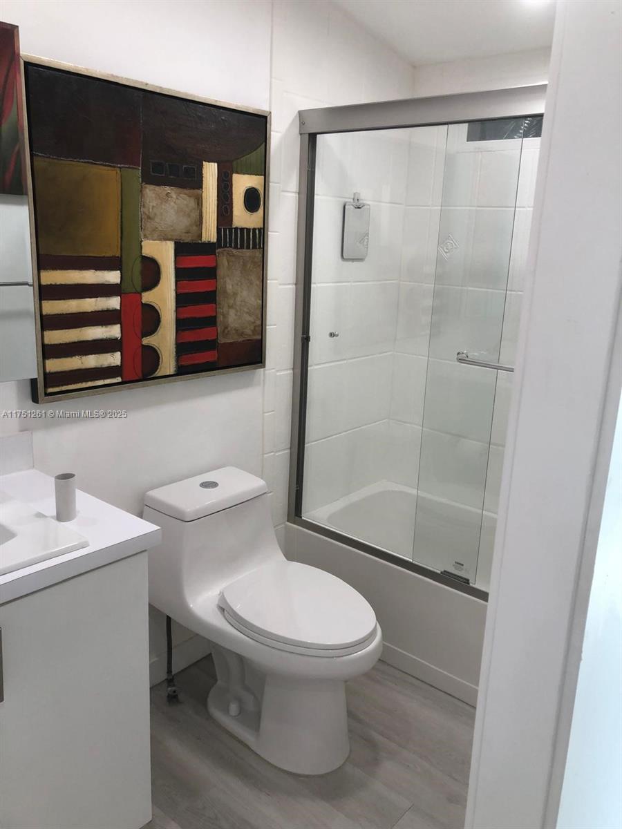 GATEWAY ESTATES PARK COND - Residential