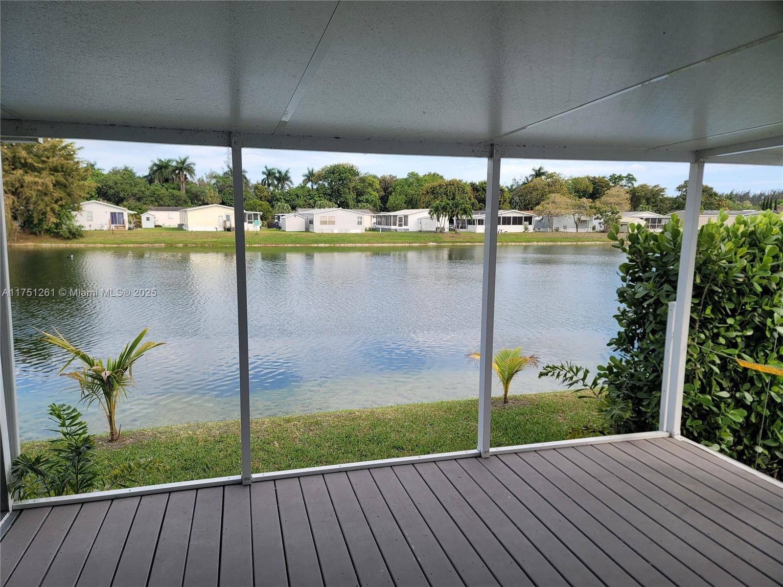 GATEWAY ESTATES PARK COND - Residential