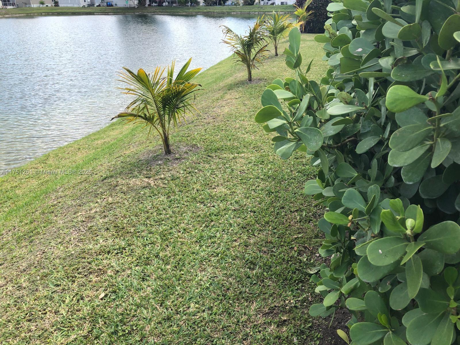 GATEWAY ESTATES PARK COND - Residential