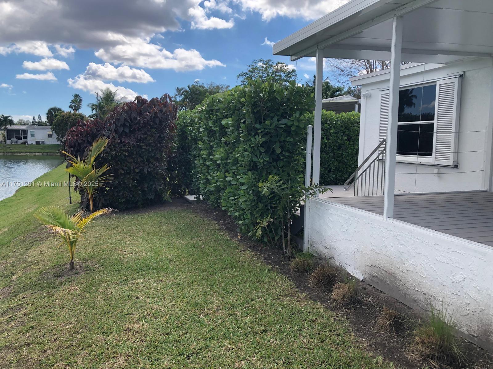 GATEWAY ESTATES PARK COND - Residential